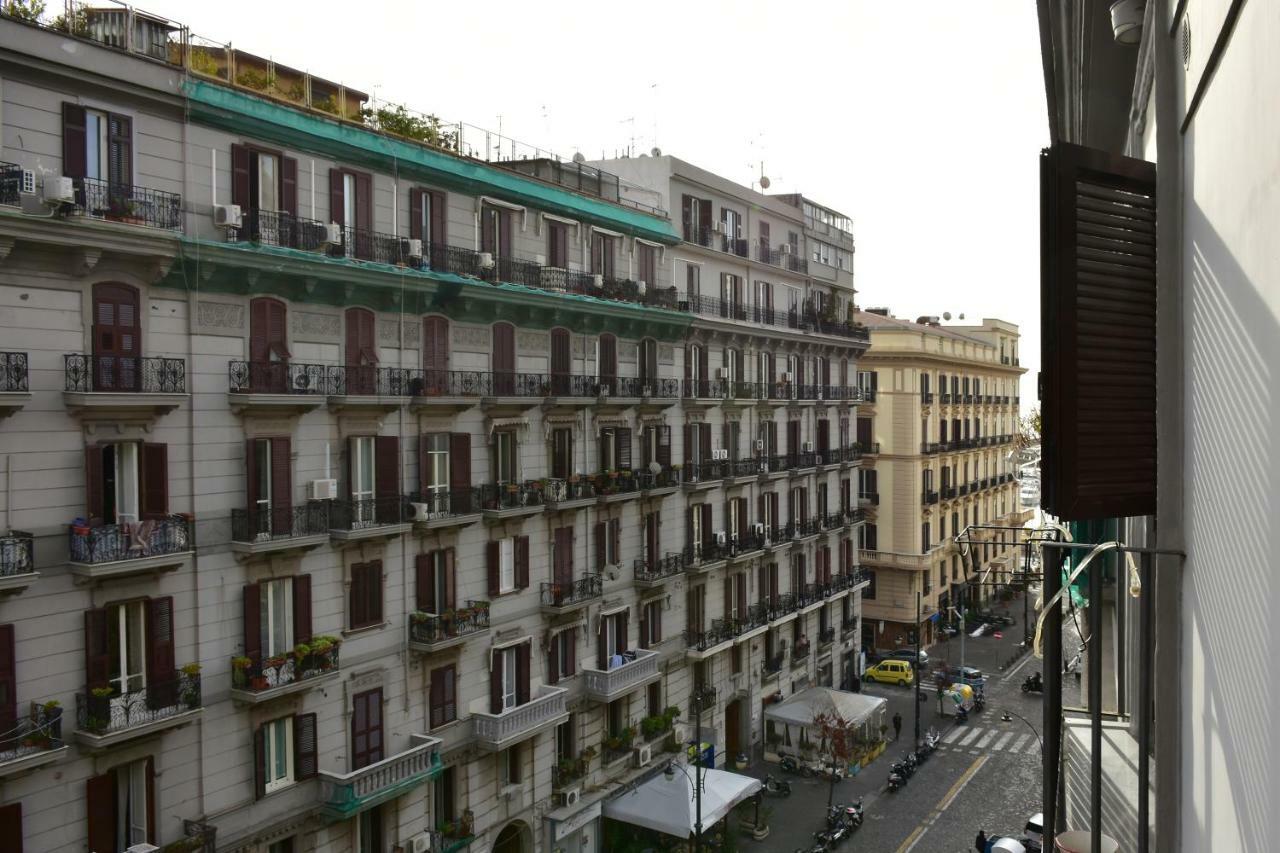 La Corte Dei Borboni By Dimorra Napoli Exterior foto